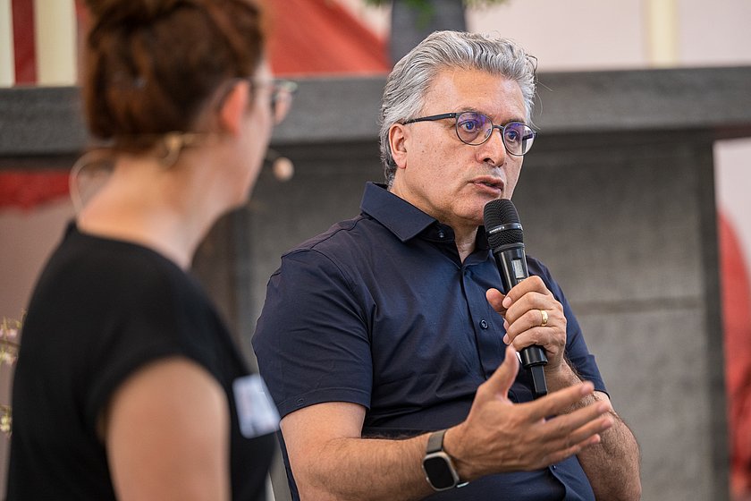Professor Kizilhan, Vertreter der Partnerorganisation "Institute Psychotherapy and Psychotraumatology" der Universität Dohuk